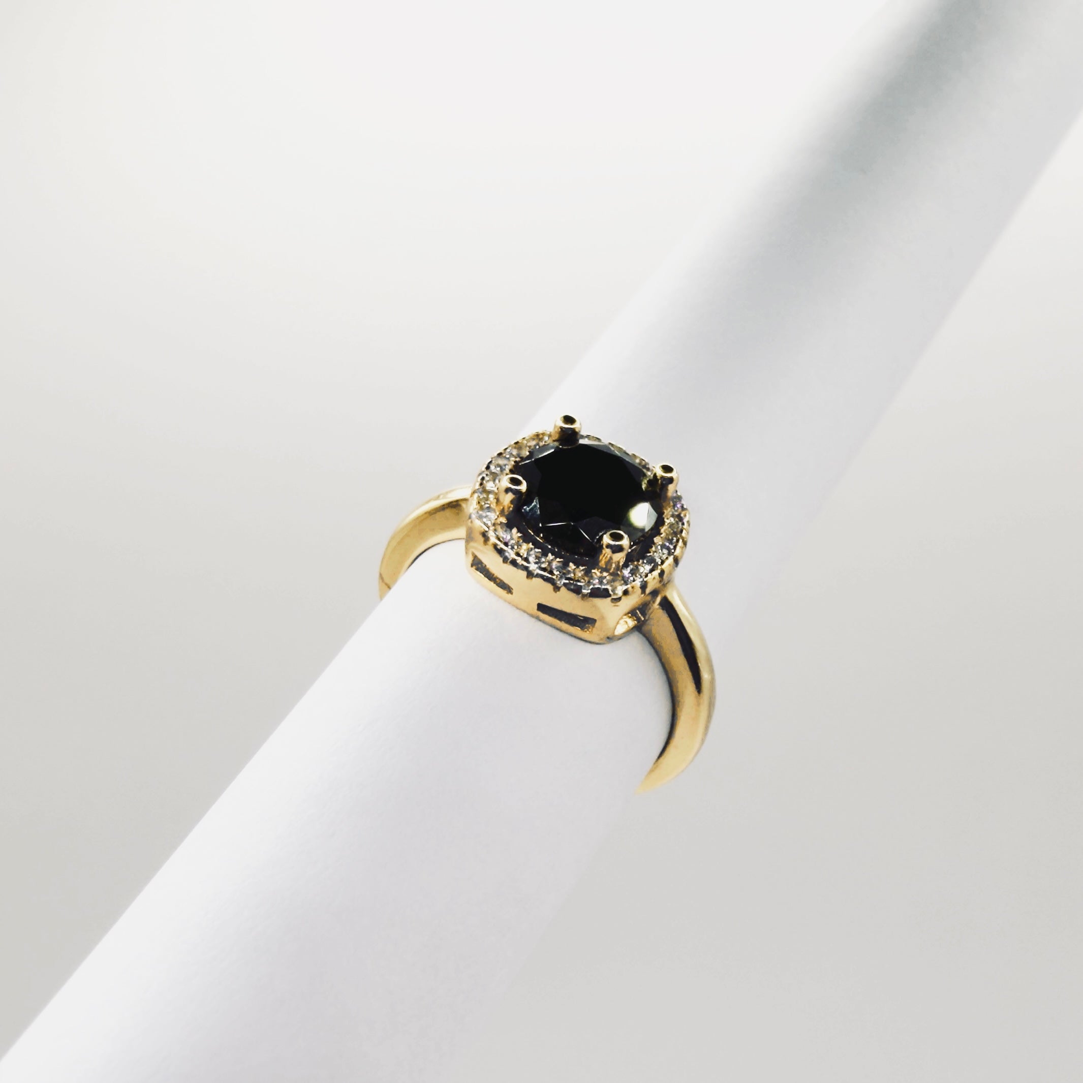 Halo ring