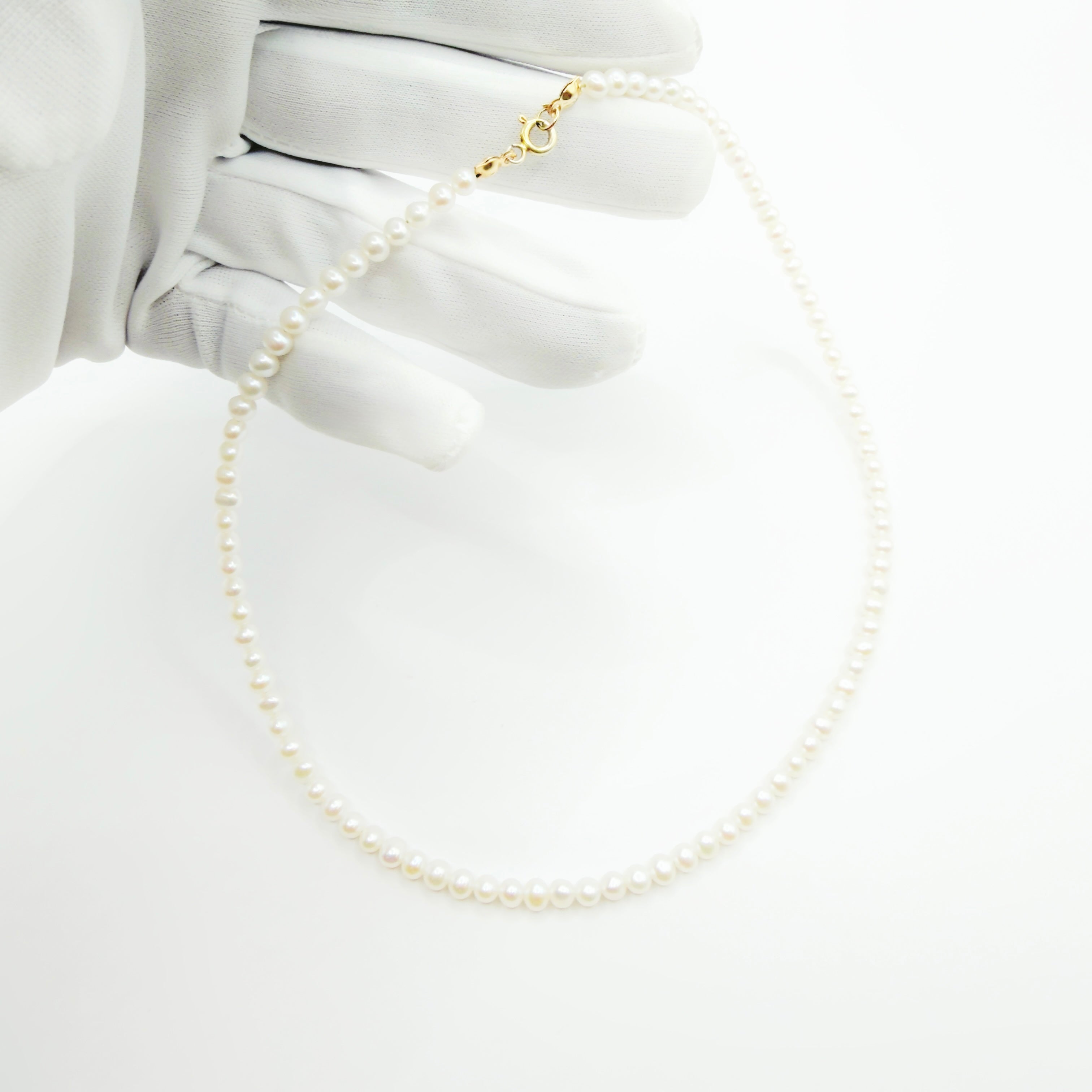 Classic Pure White Freshwater Pearl Necklace